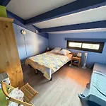Apartment Spacieux Avec Mezzanine Et Parking, Proche - Fr-1-388-68 *