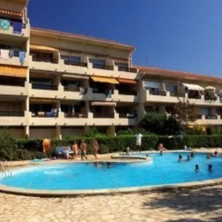 T3 Mezzanine - 6 Couchages - Piscine - Parking Prive - Proche - Fr-1-388-68 * Argeles-sur-Mer