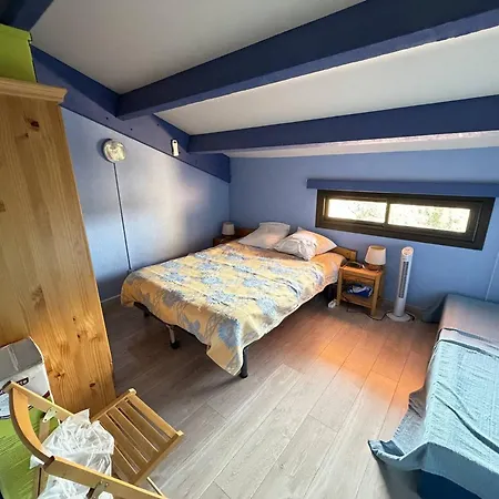 Appartamento Spacieux Avec Mezzanine Et Parking, Proche - Fr-1-388-68 *
