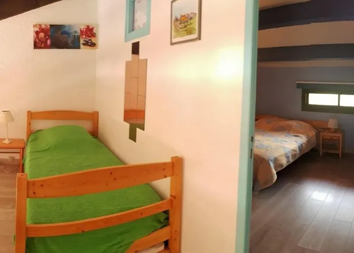 Apartmán Spacieux Avec Mezzanine Et Parking, Proche - Fr-1-388-68